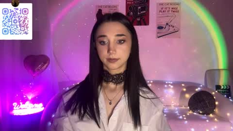 Snapshot of lilihalvorsen chatting on 04/23/26, 10:34 Lina online show from 04/23/26, 10:34