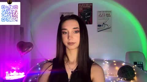 Snapshot of lilihalvorsen chatting on 04/25/26, 10:40 Lina online show from 04/25/26, 10:40