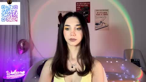 Snapshot of lilihalvorsen chatting on 05/05/26, 10:18 Lina online show from 05/05/26, 10:18