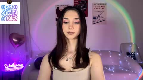 Snapshot of lilihalvorsen chatting on 05/13/26, 10:49 Lina online show from 05/13/26, 10:49