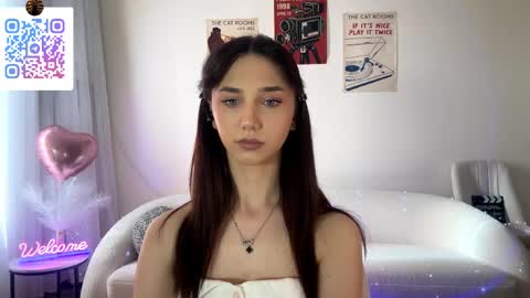 Snapshot of lilihalvorsen chatting on 05/18/26, 04:07 Lina online show from 05/18/26, 04:07