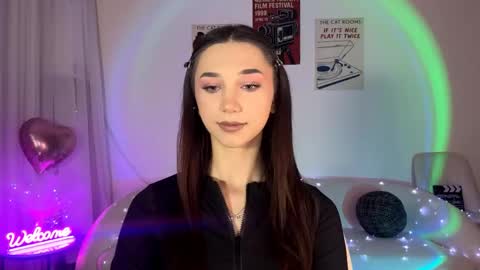 Snapshot of lilihalvorsen chatting on 05/21/26, 10:17 Lina online show from 05/21/26, 10:17