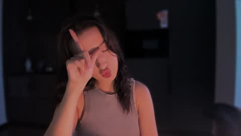 Snapshot of lililaluna chatting on 12/13/24, 12:28             ...  online show from 12/13/24, 12:28