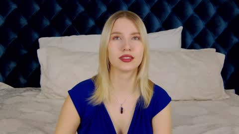 LiliLinn online show from 01/18/25, 04:48