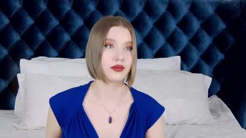 LiliLinn online show from 01/24/25, 08:23