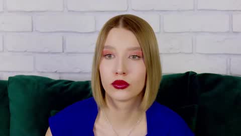 LiliLinn online show from 02/24/25, 09:32