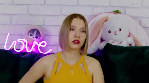 LiliLinn online show from 03/05/25, 05:18