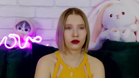 LiliLinn online show from 03/05/25, 08:21