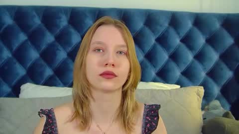 LiliLinn online show from 03/24/26, 06:07