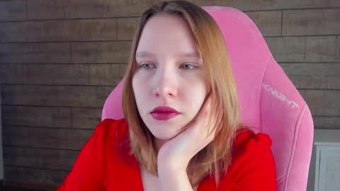 LiliLinn online show from 03/28/26, 05:51