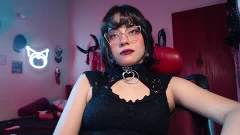 Molly online show from 12/21/24, 01:26