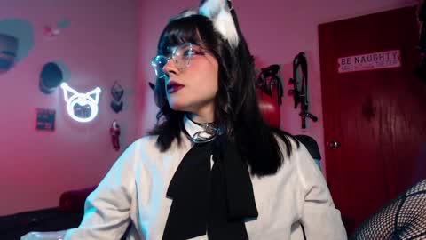 Molly online show from 12/28/24, 01:50