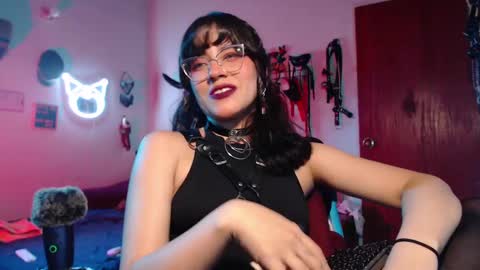 Molly online show from 01/16/25, 02:19