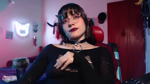 Molly online show from 01/28/25, 02:00