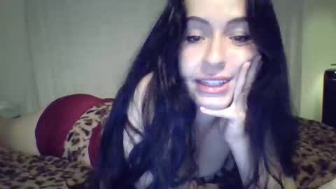 Snapshot of lililuvsy0u chatting on 05/27/26, 03:47 lililuvsy0u online show from 05/27/26, 03:47