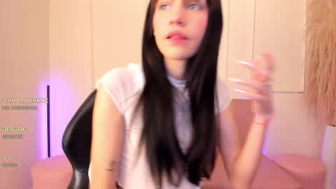 Lilly online show from 11/21/25, 12:15