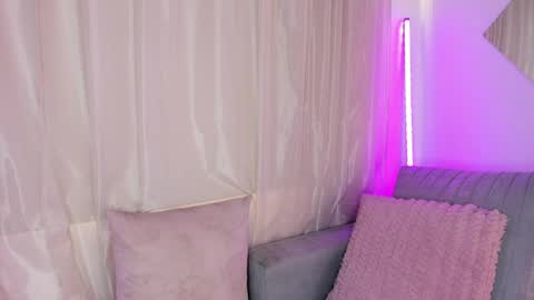 Lilly online show from 05/05/26, 01:19