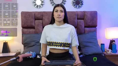 Snapshot of liliopal chatting on 03/16/26, 12:09 Lilia online show from 03/16/26, 12:09