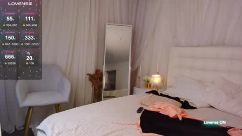 Snapshot of lilit_1love chatting on 09/11/25, 04:40 Lilit online show from 09/11/25, 04:40