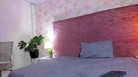 lilit online show from 04/16/26, 11:55