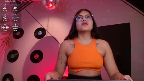 Snapshot of lilith_black_1 chatting on 09/20/25, 11:33 Lilith and Khloe online show from 09/20/25, 11:33