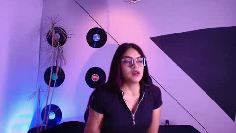Snapshot of lilith_black_1 chatting on 03/20/26, 11:26 Lilith and Khloe online show from 03/20/26, 11:26