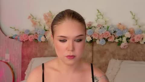 Snapshot of lilith_bonheur chatting on 05/04/26, 01:12 Lilith Bonheur online show from 05/04/26, 01:12