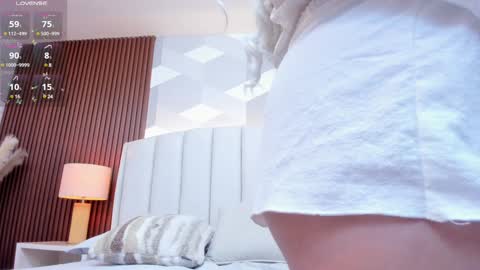 Snapshot of lilith_hills_ chatting on 12/18/24, 06:10 Ashley online show from 12/18/24, 06:10