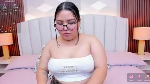 Snapshot of lilith_hills_ chatting on 02/16/25, 01:47 Ashley online show from 02/16/25, 01:47