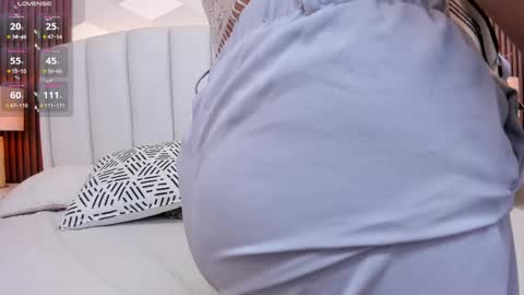 Snapshot of lilith_hills_ chatting on 03/07/25, 05:08 Ashley online show from 03/07/25, 05:08