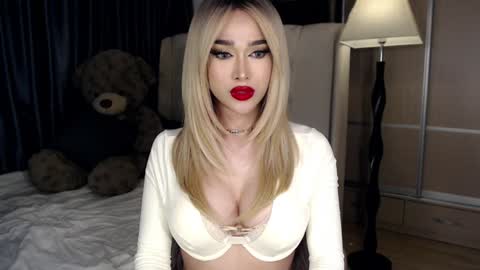 QUEEN LILITH BORBON online show from 12/09/24, 03:40