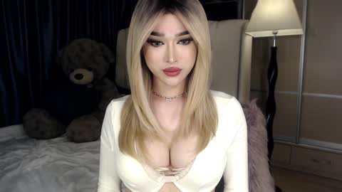 QUEEN LILITH BORBON online show from 12/20/24, 04:09