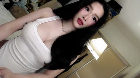 QUEEN LILITH BORBON online show from 04/19/26, 09:50