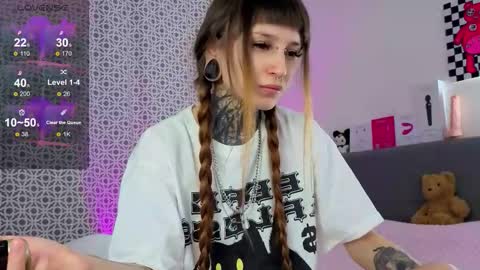 lilith_poison online show from 01/11/26, 06:02