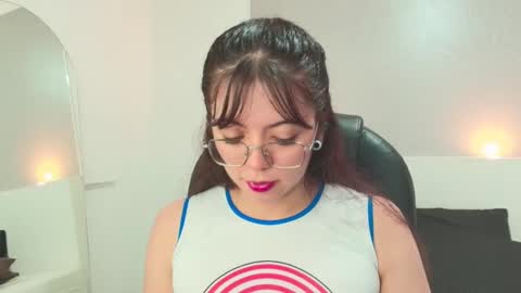 Snapshot of lilith_rose6 chatting on 09/28/25, 01:27 Lilith online show from 09/28/25, 01:27