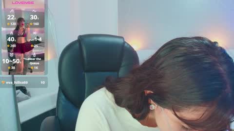 Snapshot of lilith_rose6 chatting on 10/08/25, 12:58 Lilith online show from 10/08/25, 12:58