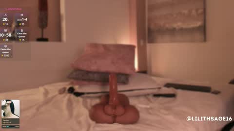 lilith_sage_ online show from 01/15/26, 12:04