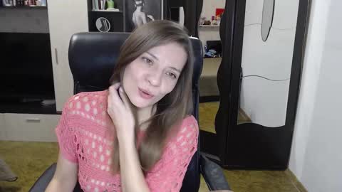 Snapshot of lilith_small21 chatting on 11/29/25, 09:01 lilith small21 online show from 11/29/25, 09:01