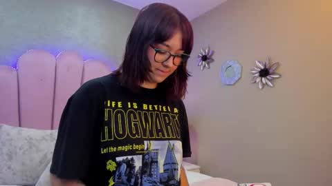LilithBluum  online show from 03/18/26, 11:35