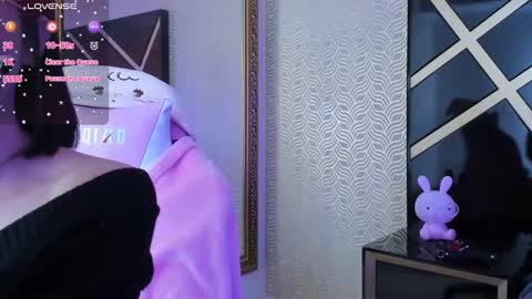 Snapshot of lilithcary chatting on 12/14/24, 11:23 Lilith online show from 12/14/24, 11:23