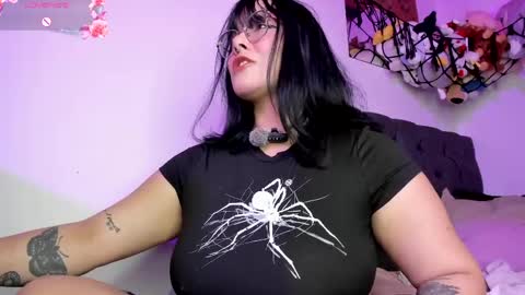 Lilithh Kuro online show from 05/01/26, 12:48