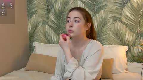 Snapshot of lilithlanne chatting on 11/26/25, 12:17 Lilith online show from 11/26/25, 12:17