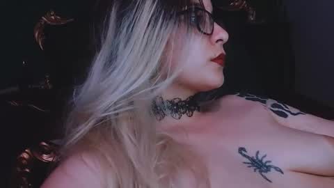 lilithmystic01 online show from 02/22/25, 07:47