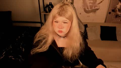 LilithNelson online show from 10/07/25, 05:32