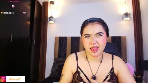 lilithnyx_x online show from 05/23/26, 02:43