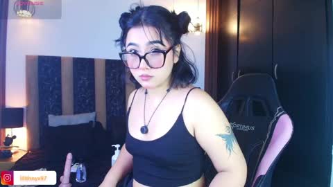 lilithnyx_x online show from 05/27/26, 03:53