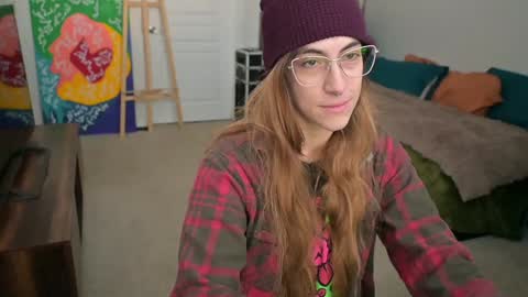 Snapshot of lilithoftrees chatting on 01/15/25, 04:54 L online show from 01/15/25, 04:54