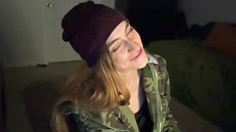 Snapshot of lilithoftrees chatting on 01/31/25, 03:52 L online show from 01/31/25, 03:52