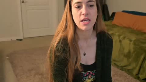 Snapshot of lilithoftrees chatting on 01/31/25, 02:39 L online show from 01/31/25, 02:39