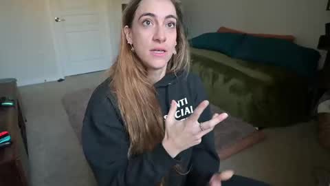 Snapshot of lilithoftrees chatting on 02/22/25, 05:46 L online show from 02/22/25, 05:46